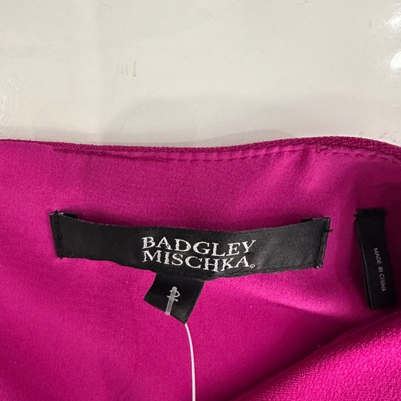 Badgley Mischka Magenta Bell Sleeve Sheath Dress Size 2 - Picture 6 of 6